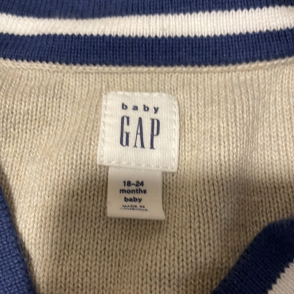 Baby gap top - Picture 4 of 4